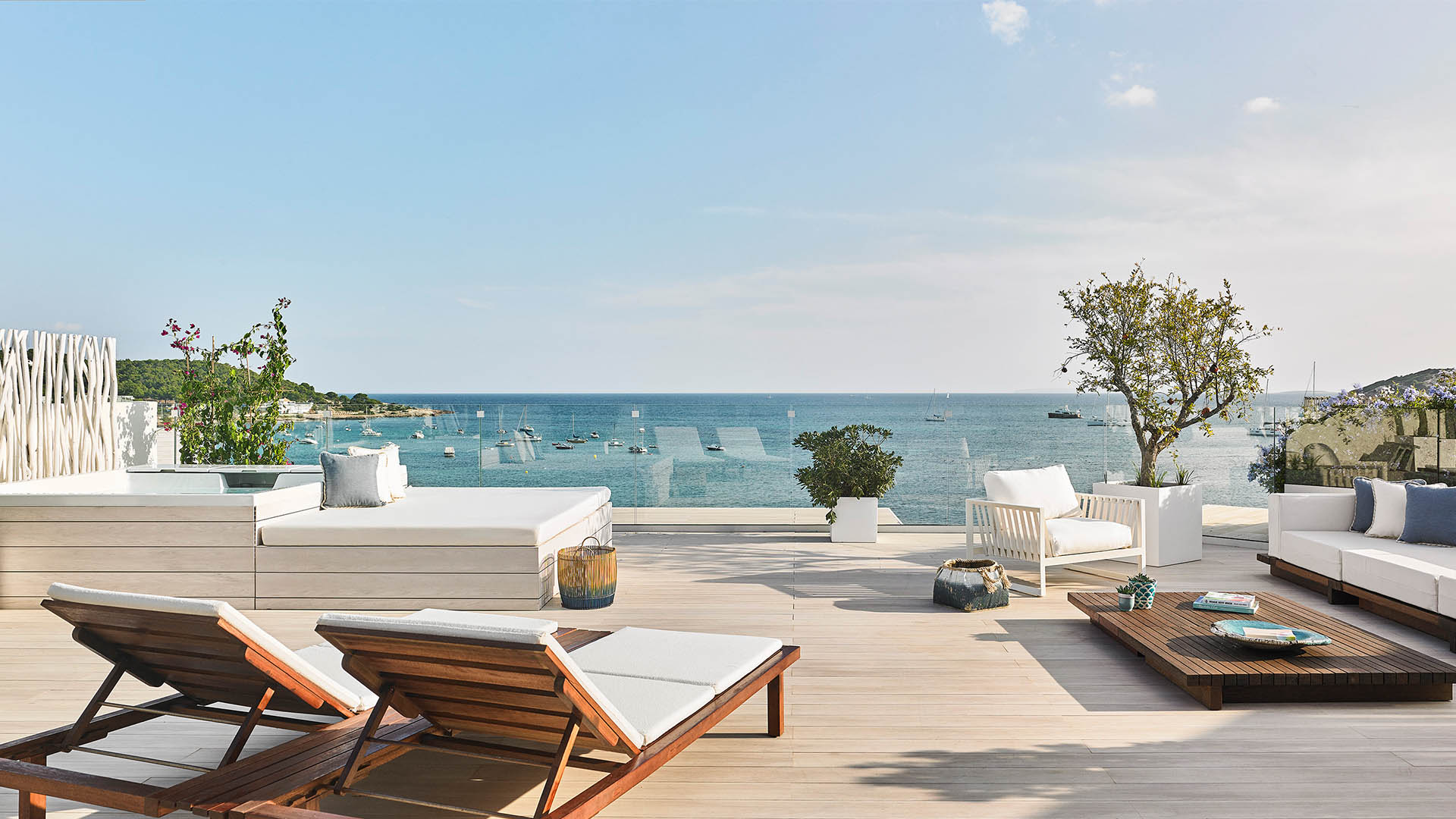 Inside 10 of the most splurge-worthy suites in the world