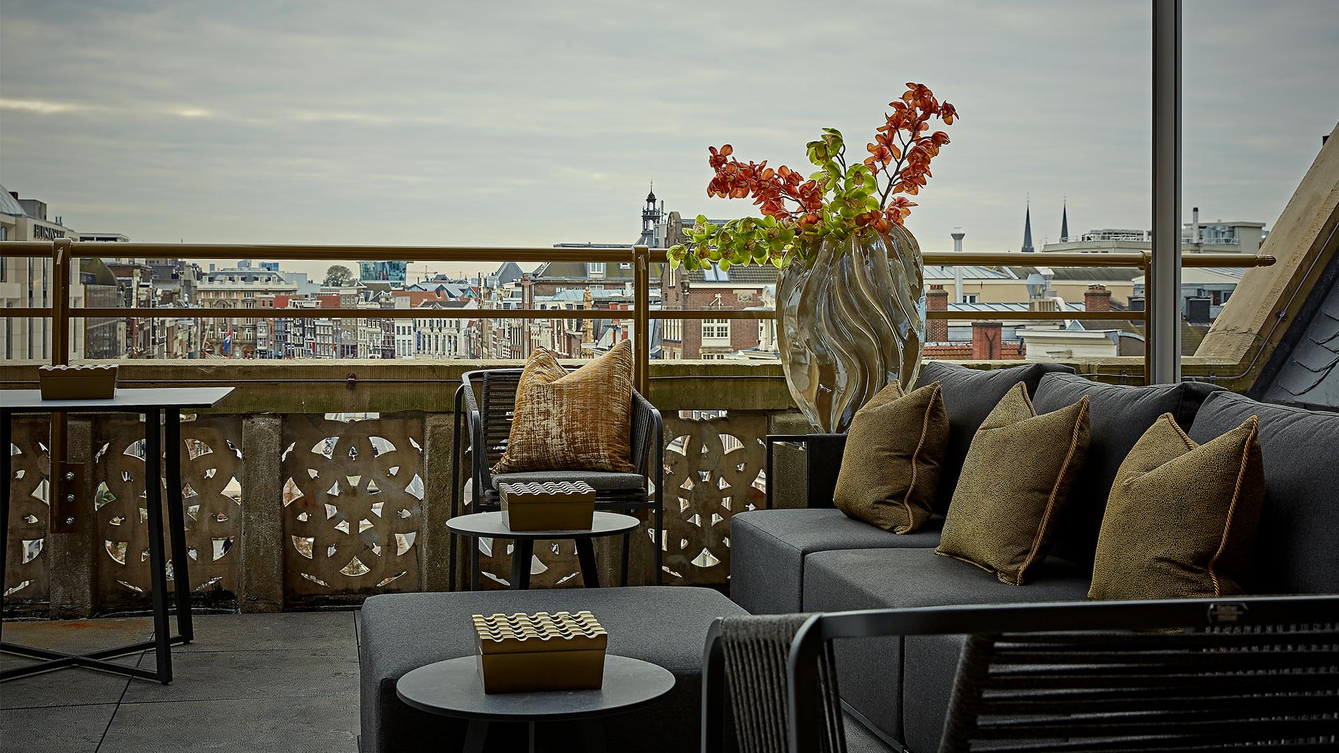 Independent Minds: Eric Toren, TwentySeven Hotel