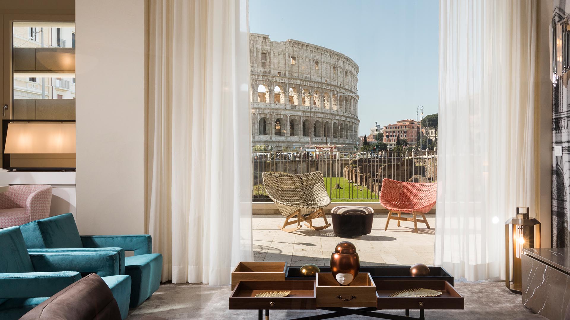 10 boutique hotels with iconic landmark views